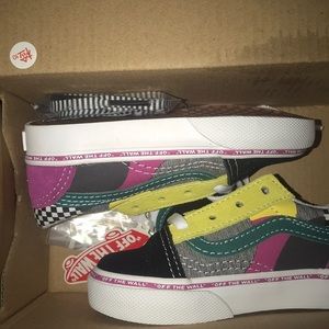 Toddler Vans *NEW* unisex size: 6c